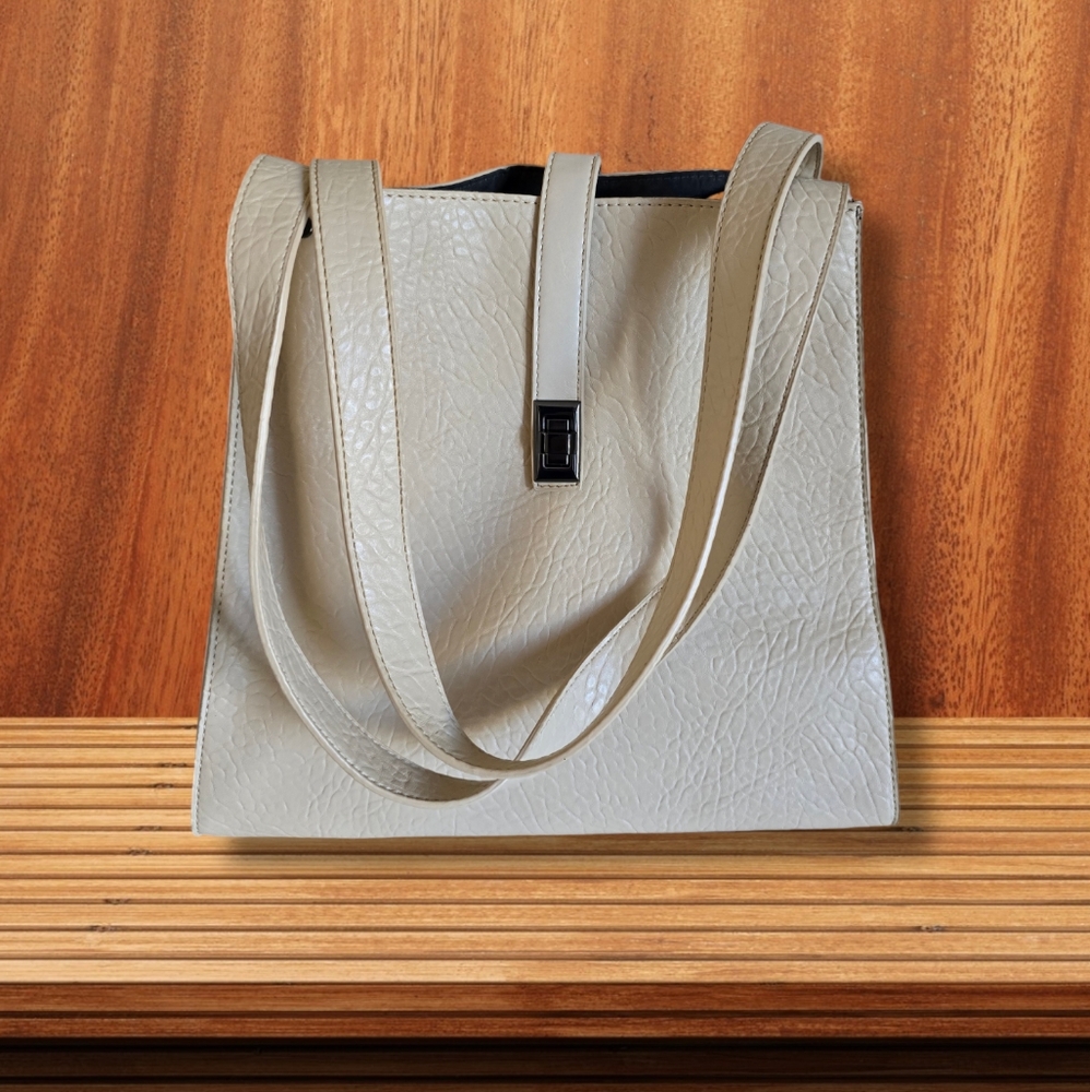 MEXX Women's Light Taupe PU Leather Tote/Bucket Shoulder Bag - Picture 6 of 16